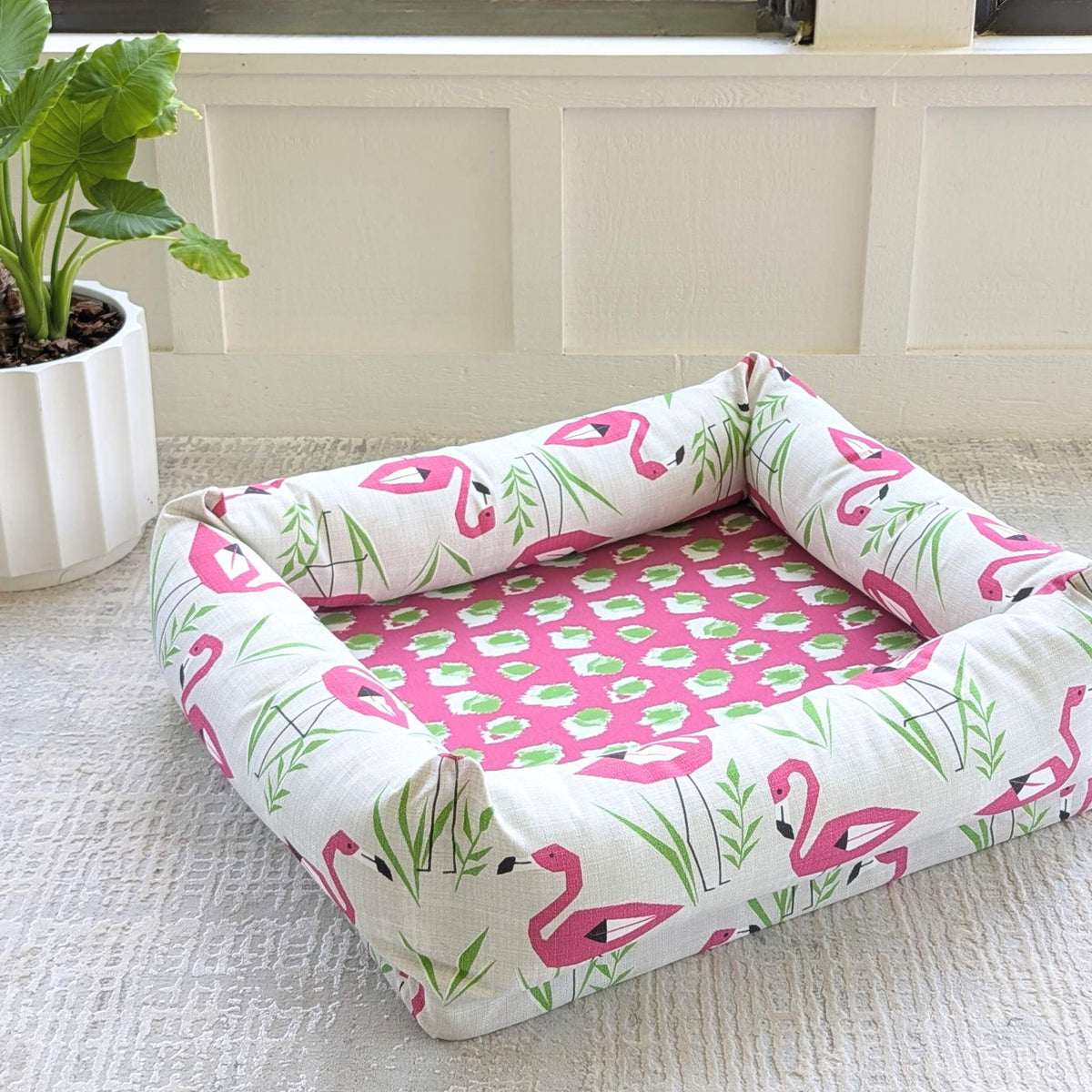Dog Nest Flamingo