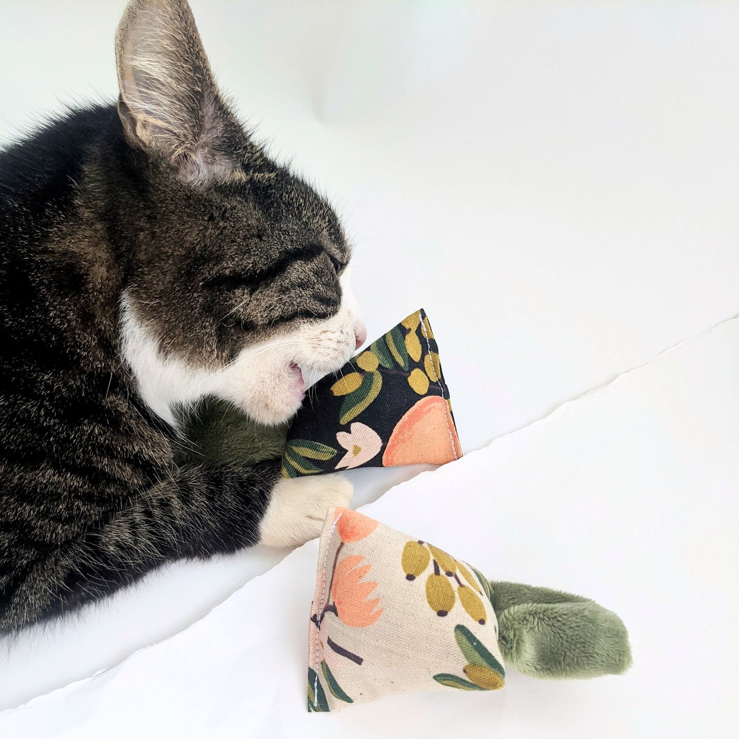 Catnip Jingler | Rifle Paper