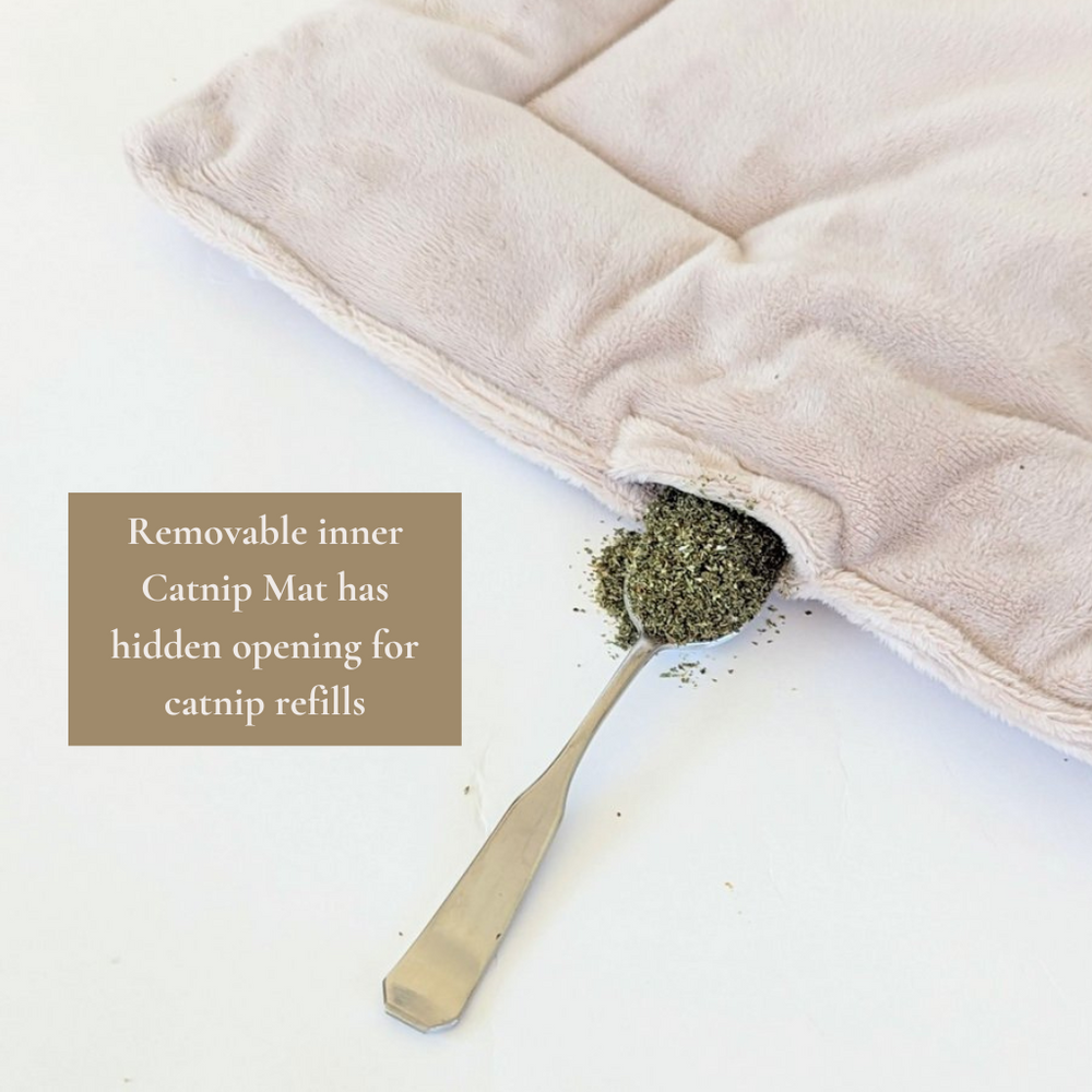 Catnip Cuddler | Rifle Paper Collection